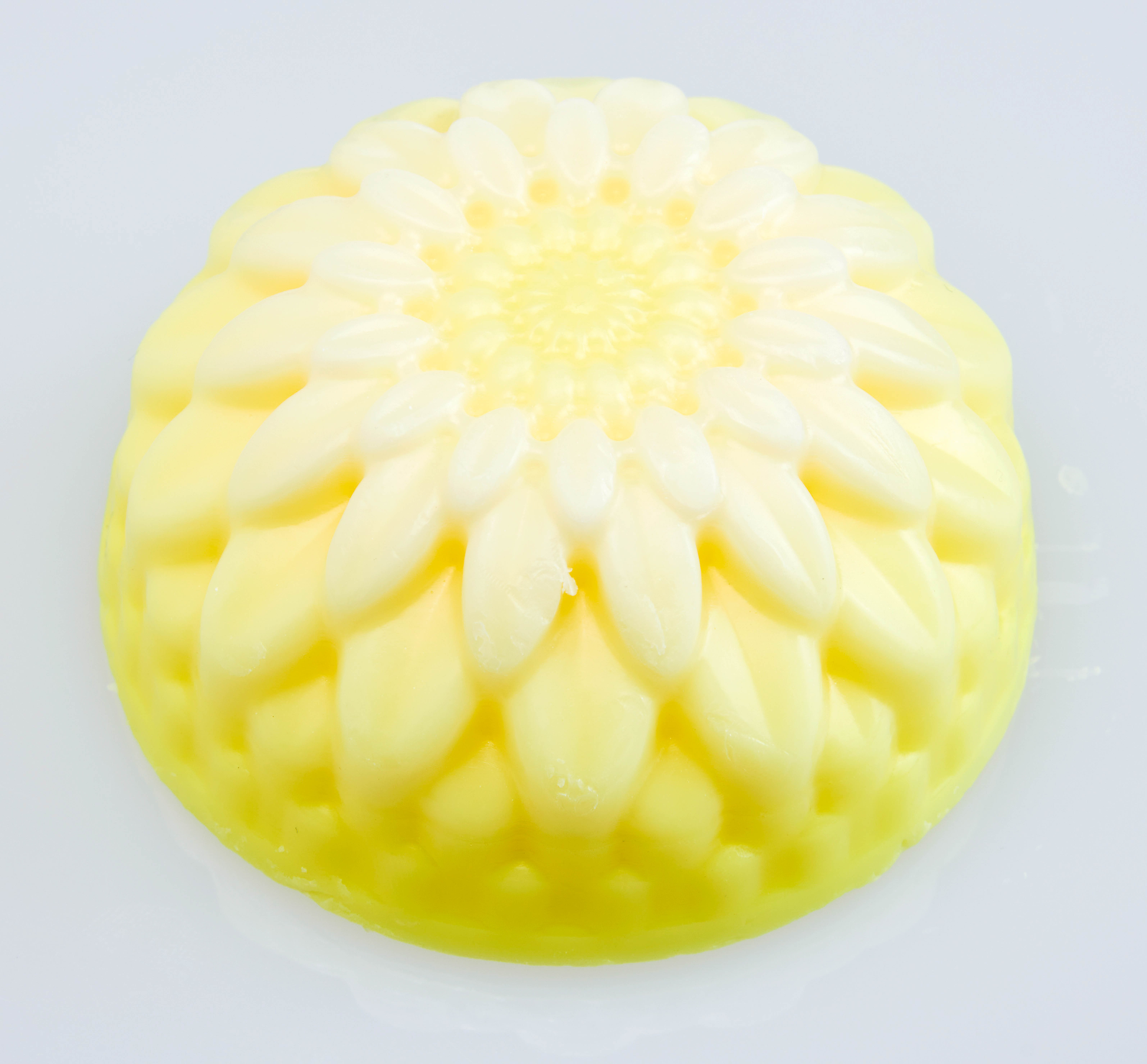 Dahlia Flower 4oz. - Tuberose